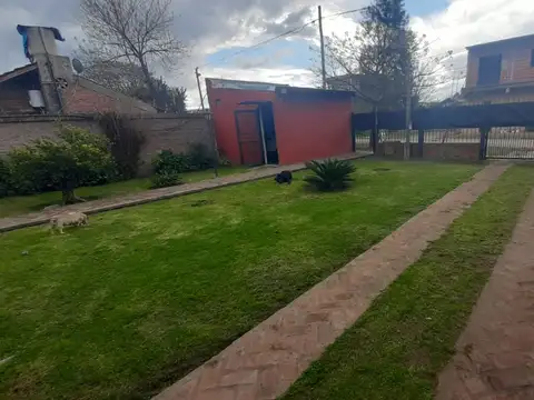 CASA 3 AMBIENTES EN VENTA MONTE GRANDE CON LOCAL