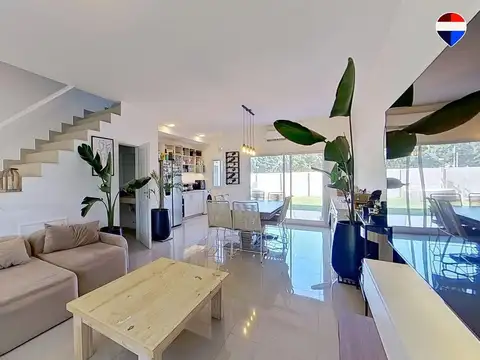 CASA 4 AMB JARDIN -PILAR -Barrio Las Margaritas
