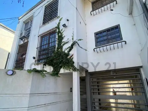65 e diag 79 y dag 113 100, Piso 1