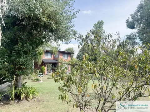 Casa en venta  5 dormitorios , piscina y quincho en Manzanares Pilar