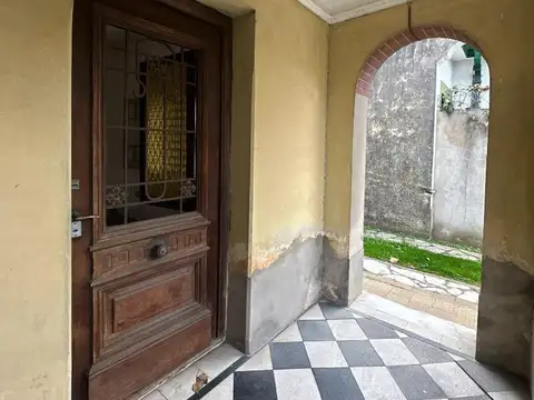 Casa en Venta en Temperley, USD 160.000