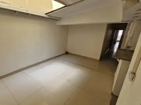 VENTA DPTO 3 AMBIENTES PATIO PARRILLA FLORES