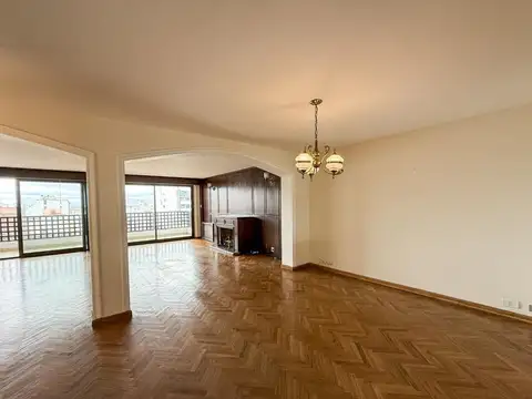 Departamento en Venta de 7 ambientes