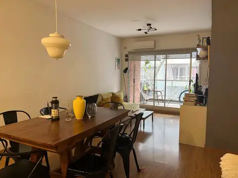 VENTA SEMIPISO 3 AMB. C/COCHERA APTO CREDITO