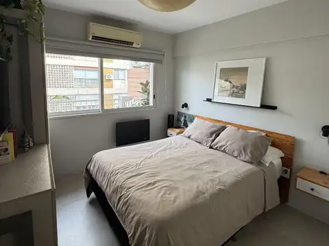 Excepcional dos ambientes con balcon terraza