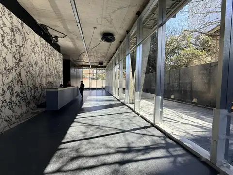 Oficina en Alquiler al Este