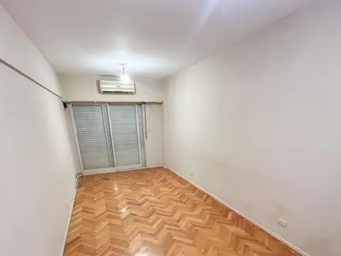 Departamento 2 ambientes amplios c/ balcón apto profesional