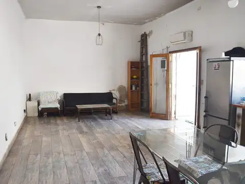 Depto Tipo Casa en Venta 57 años