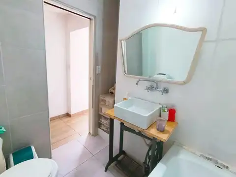 Depto Tipo Casa 3 ambientes con 20 baños