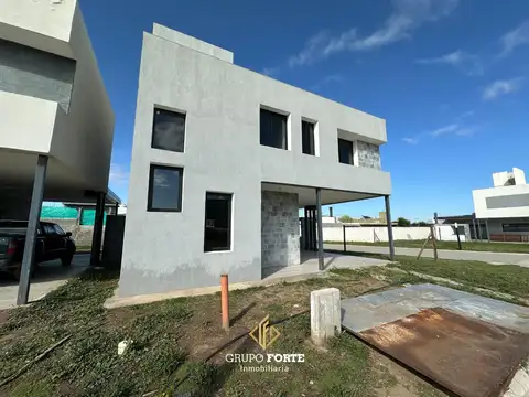 Casa en Venta en Aires De La Campiña, USD 160.000