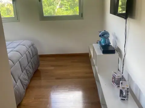 Casa en Venta con 5 cocheras