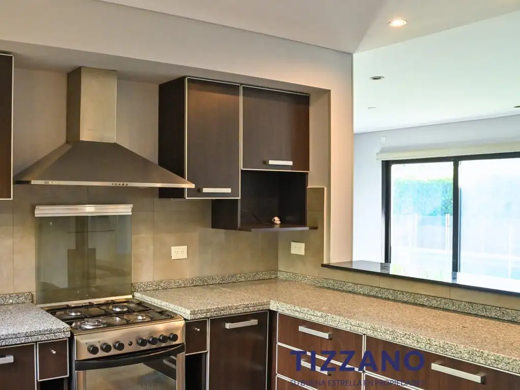 Casa en Venta - Fincas de Iraola I