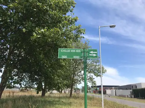 Terreno en Venta de 914,0 m2