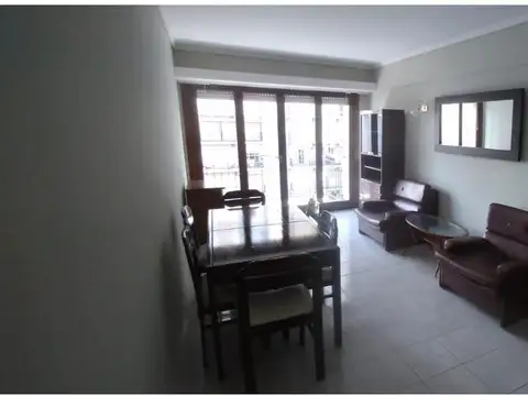 2 ambientes con dep/ de servicio - a la calle - Corrientes 2