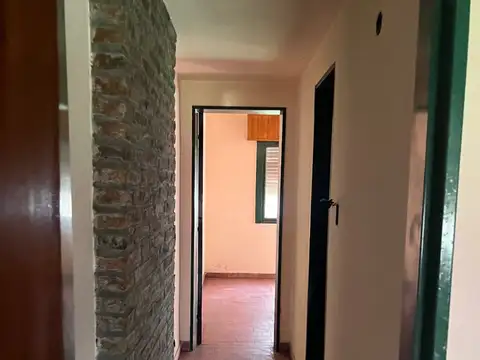 Casa en venta c/ cochera en José C. Paz