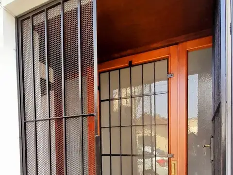 Depto Tipo Casa en Venta de 2 ambientes