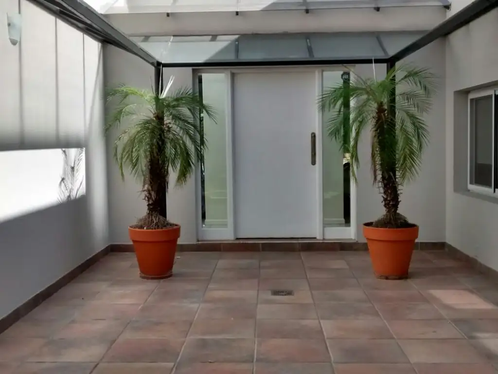 Casa en Venta - 3 dormitorios - USD 600.000