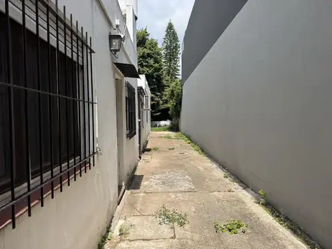 Casa en Venta en Acassuso Vias  /  Libertador, USD 380.000