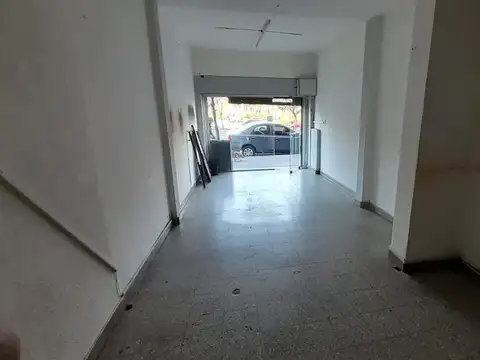 Local en Venta 47 años