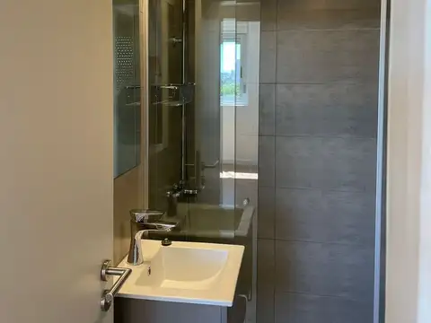 Departamento en Alquiler con 1 cocheras