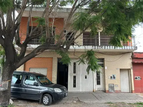 VENTA PH 3 Amb Vivienda y Dtos Muñiz