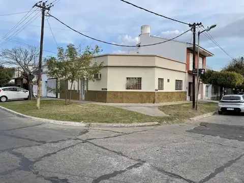 Casa en venta en Quilmes Oeste