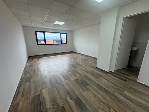 Alquiler oficina en docta urbanización be 16