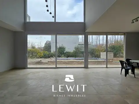 Venta Casa a Estrenar B° Privado Sauces del Limay | 4 dormitorios y Piscina