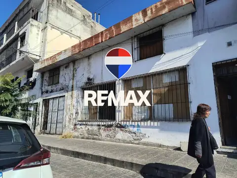 VENTA LOCAL  COMERCIAL ZONA MICROCENTRO DE SALTA