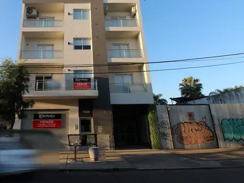 Local en Venta en Villa Luzuriaga, USD 124.900