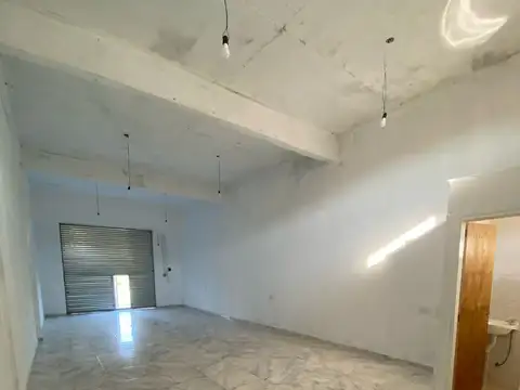 Local en Alquiler en Berazategui, $ 750.000