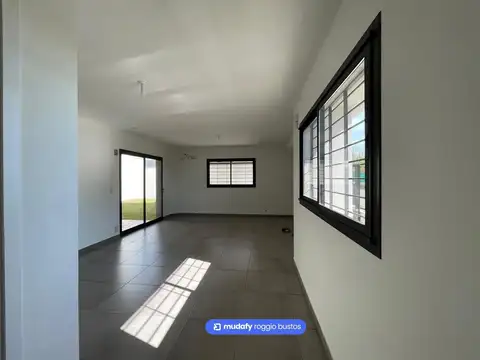 Casa en Alquiler en Valle Escondido, $ 2.100.000