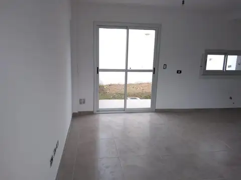 Departamento 3 ambientes con 2 baños