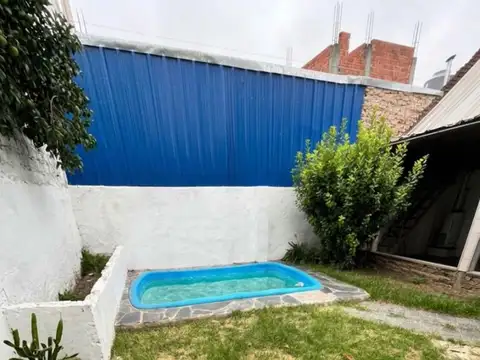 VENTA DE CASA 3 AMB CON COCHERA Y PISCINA EN LA TABLADA