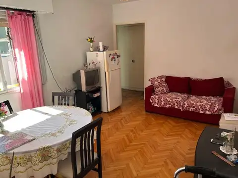 Avenida Medrano 1000, Piso 4