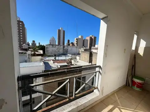 DEPARTAMENTO - BARRIO CENTRO - 1º DE MAYO 2931