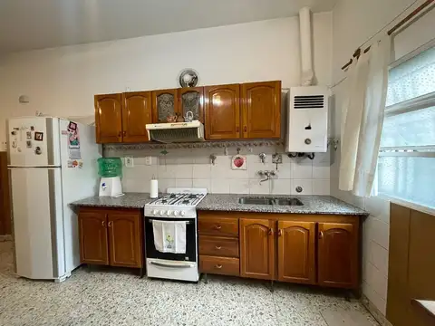Depto Tipo Casa 2 ambientes con 1 baño