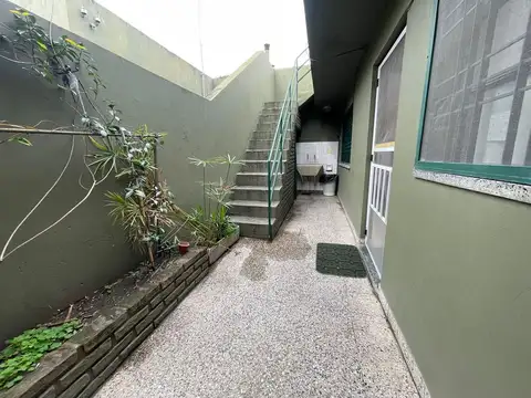 Depto Tipo Casa en Venta de 2 ambientes