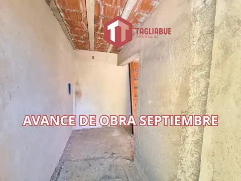 Casa 4 ambientes con 2 baños