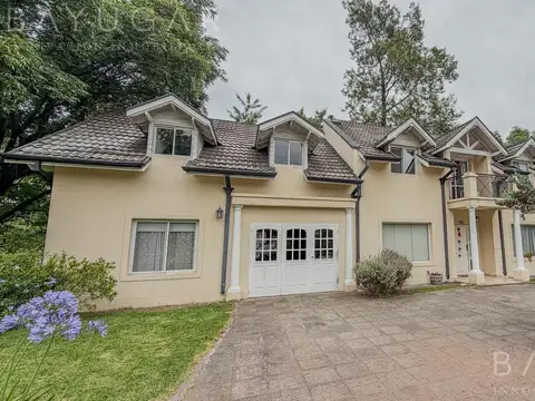 Casa en Venta de 5 dormitorios