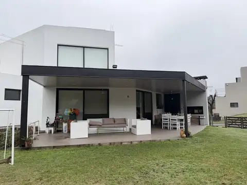 Casa en Venta al Noroeste