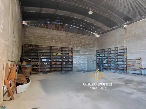 Galpón en Venta en Malagueño, Santa María