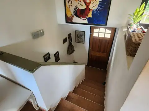 Casa 3 ambientes con 2 baños