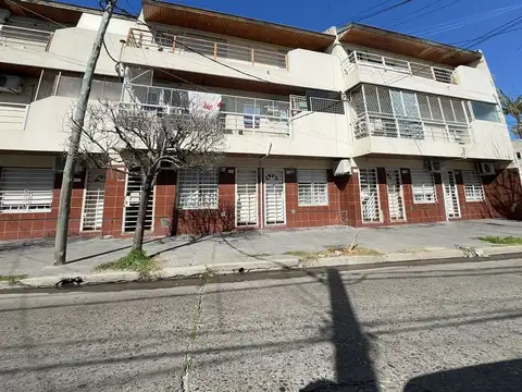 PH indep 2 amb con patio  2  AA + detalles