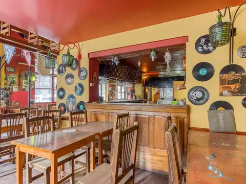 Local en Venta 66 años