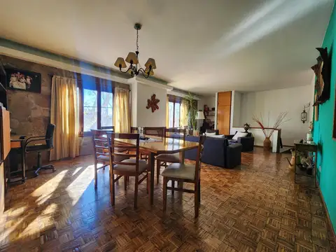 Local en Venta en Cinco Esquinas, USD 220.000