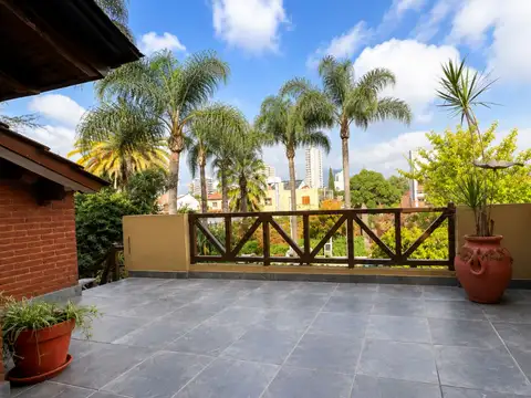 VENTA CASA CON PISCINA RAMOS MEJÍA