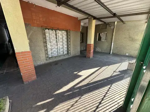 Depto Tipo Casa en Venta de 5 ambientes