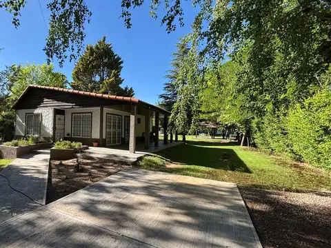 VENTA CASA (3 HABS) EN GRAN TERRENO, VISTALBA