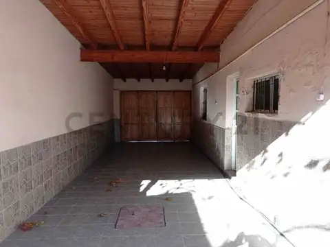 Century 21 vende propiedad con 3 departamentos en Tunuyán